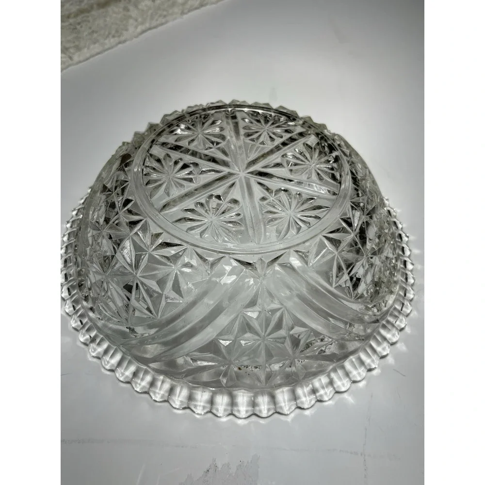 VTG Anchor Hocking‎ Crystal Clear Pressed Glass Stars and Bars Serving Bowl 8